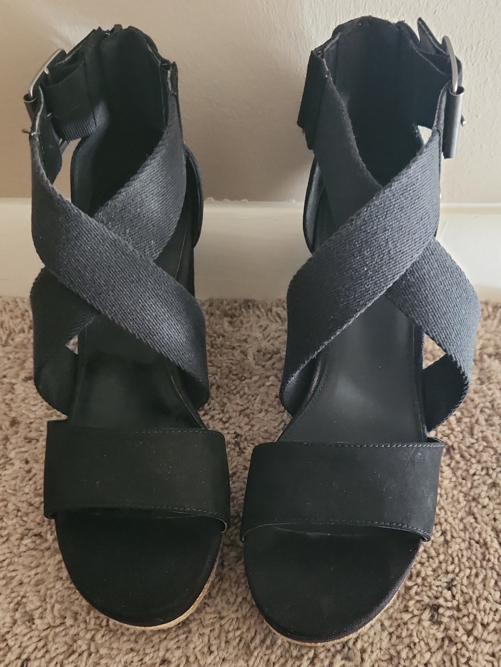 UGG Black Crisscross Strap Women’s Sandals